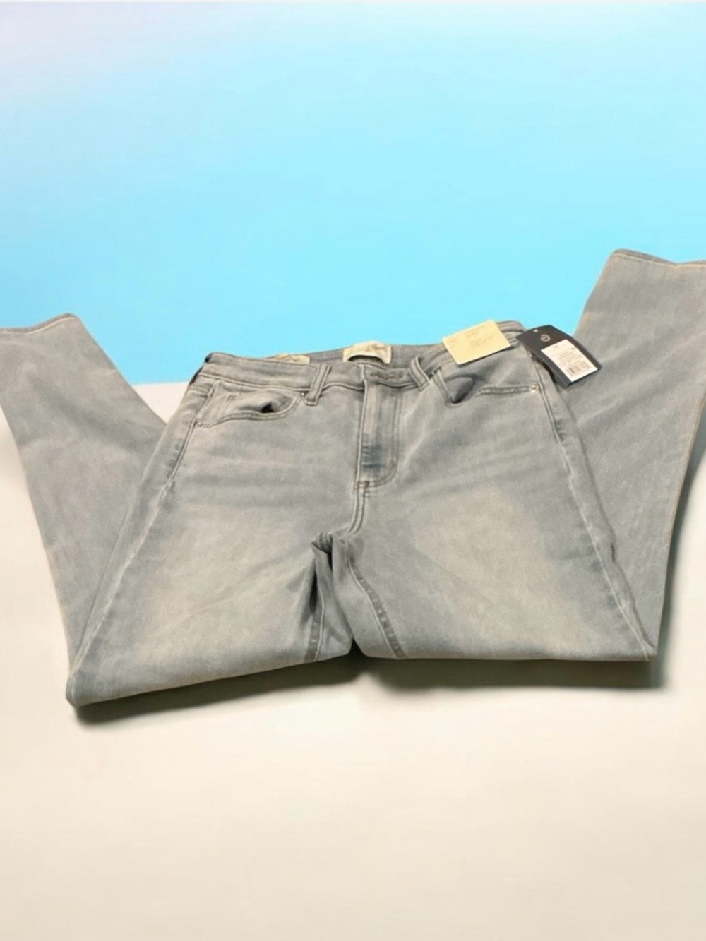 Universal Thread Light Blue Skinny Jeans for Women